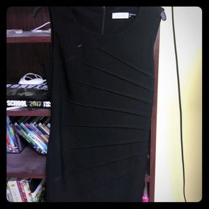 A very good Calvin Klein dress